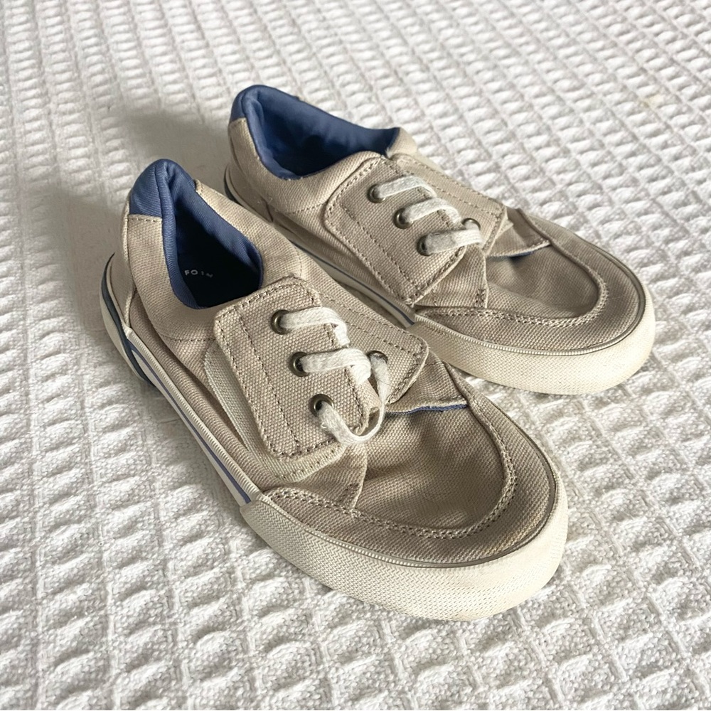Kids beige canvas Sperry Velcro sneakers size 12